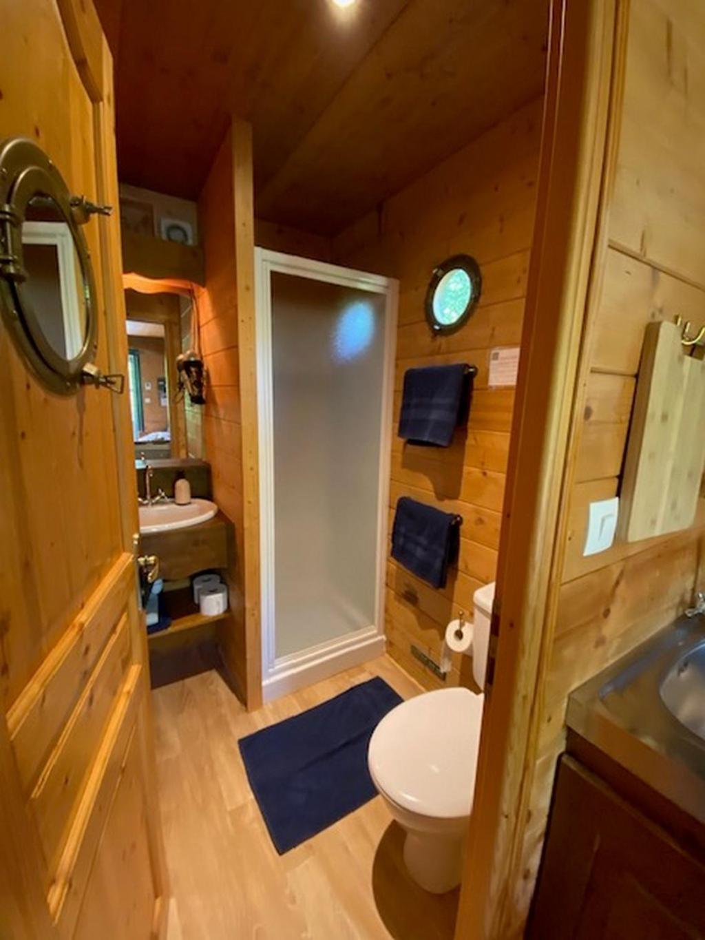 Hostal Le Domaine Des Droles De Dames Buding Exterior foto