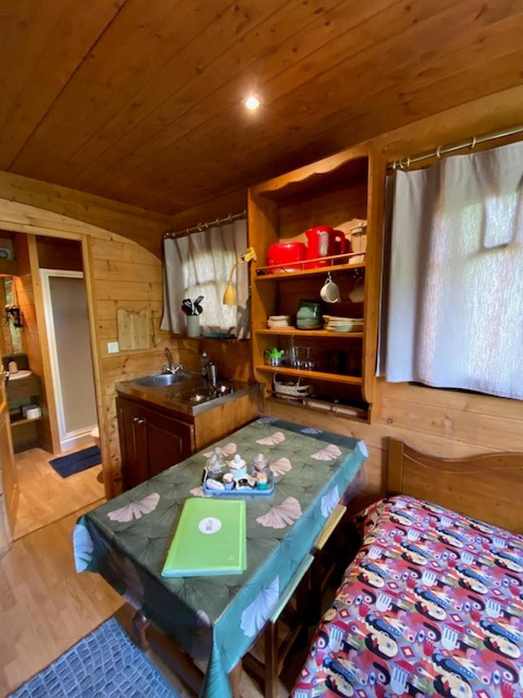 Hostal Le Domaine Des Droles De Dames Buding Exterior foto